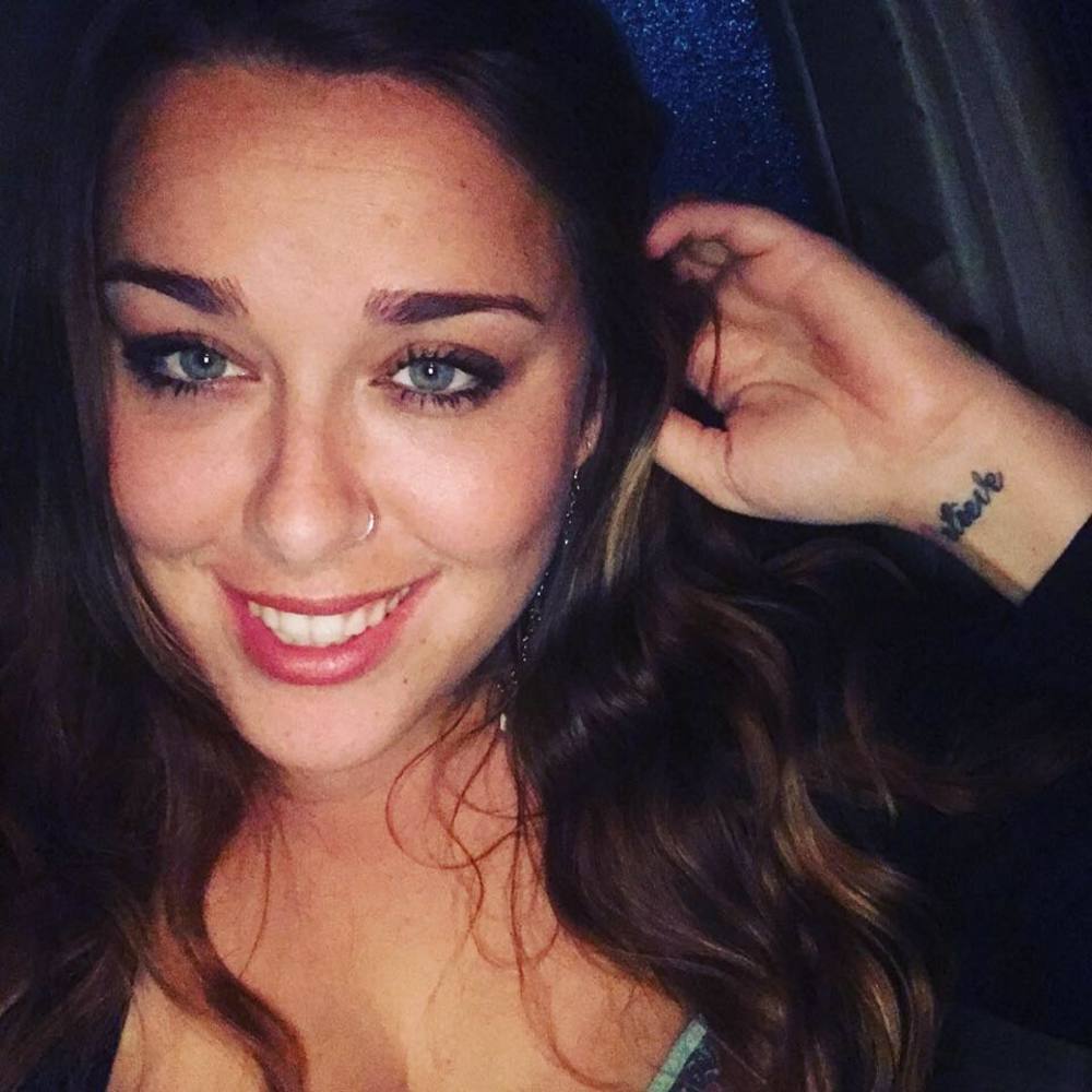 Meet your Posher, Ariel